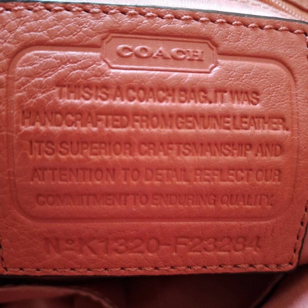 Beautiful Coach Tote - Picture 3 of 6